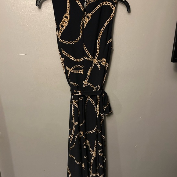 Lauren Ralph Lauren dress - black/gold chain print sleeveless w/belt - Picture 3 of 13